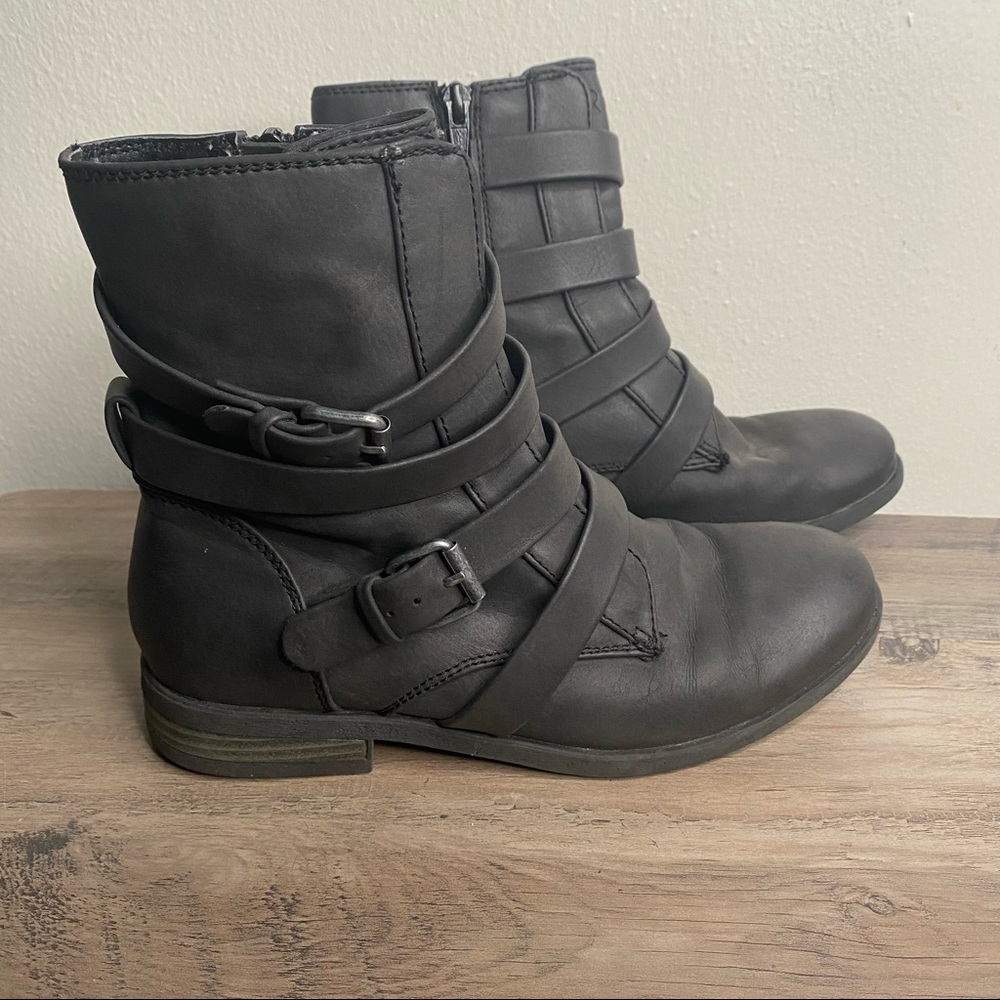 Roxy 6.5 Boots Dark Gray/Charcoal